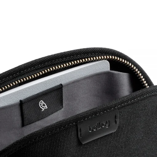 Classic Pouch