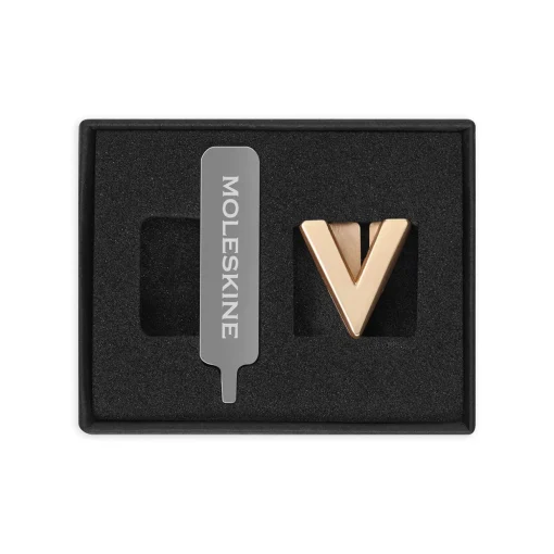 Notebook Pin Gold